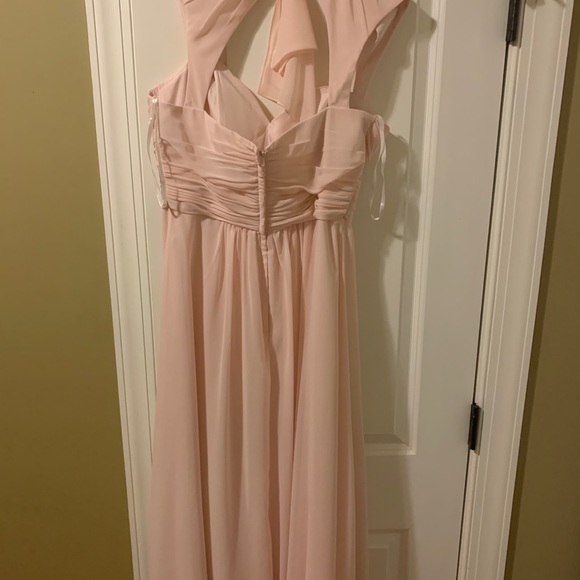 Blush pink formal gown - Picture 5 of 7